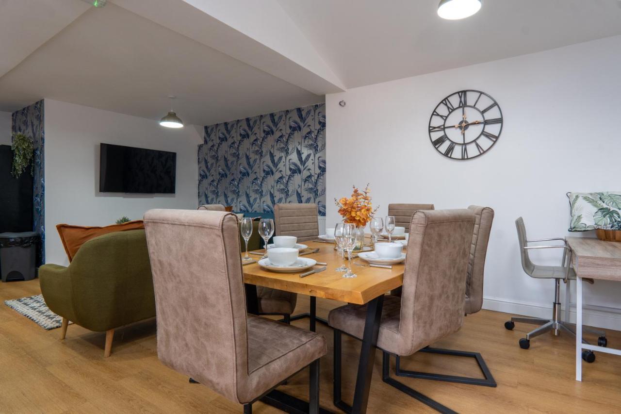 Heartland House, 7 Spacious Bedrooms Sleeps 4 Plus, Near Nec, Jlr,Bhx Бирмингем Экстерьер фото