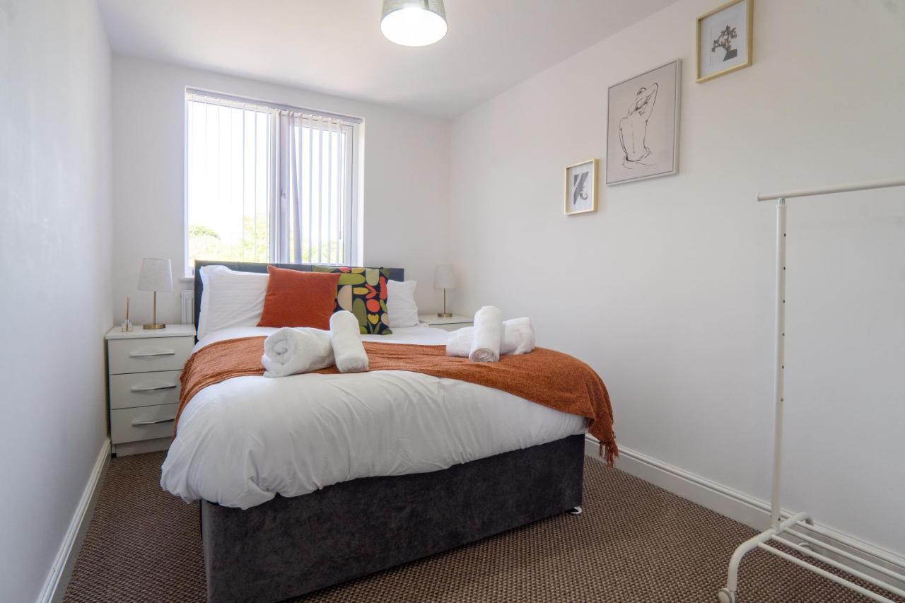 Heartland House, 7 Spacious Bedrooms Sleeps 4 Plus, Near Nec, Jlr,Bhx Бирмингем Экстерьер фото
