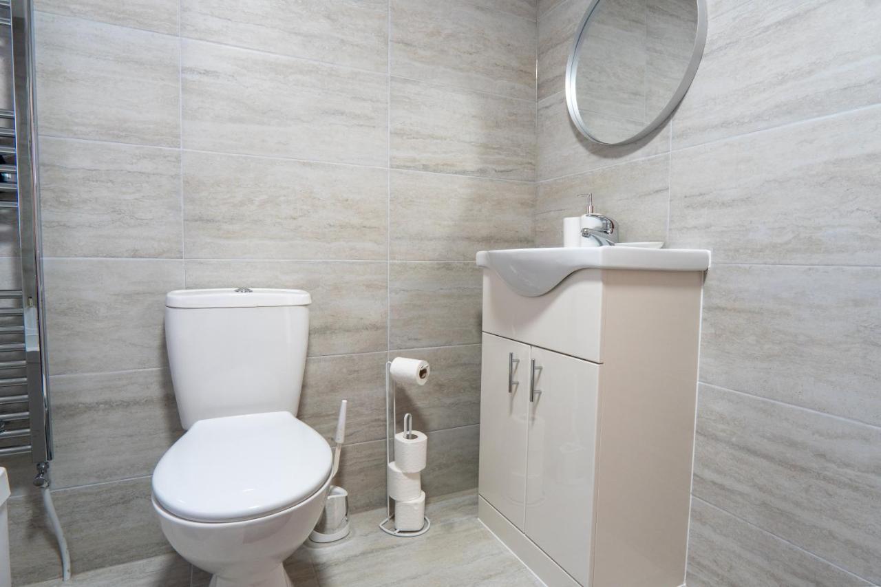 Heartland House, 7 Spacious Bedrooms Sleeps 4 Plus, Near Nec, Jlr,Bhx Бирмингем Экстерьер фото